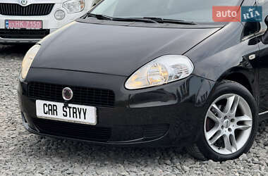Хэтчбек Fiat Punto 2009 в 