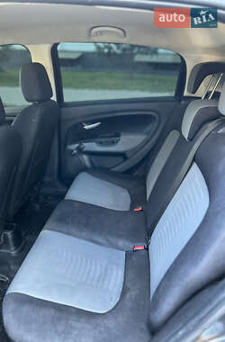 Хэтчбек Fiat Punto 2007 в 