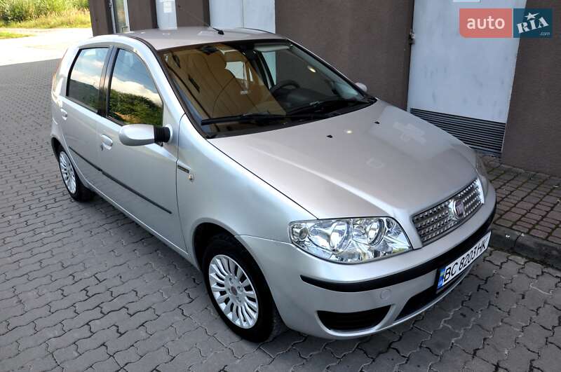 Хетчбек Fiat Punto 2009 в Львові