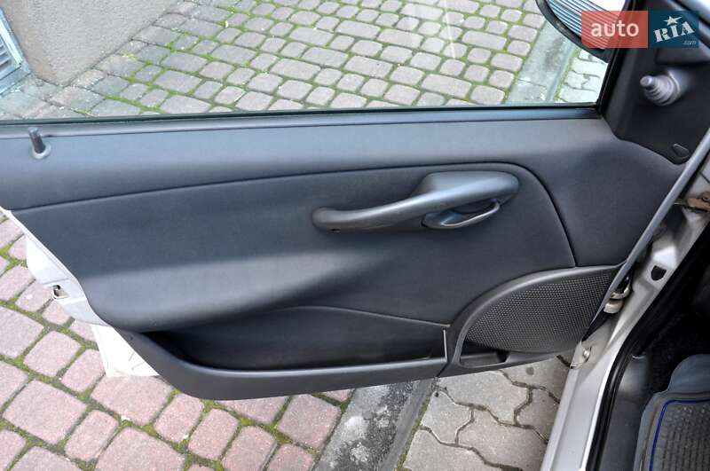Хетчбек Fiat Punto 2009 в Львові