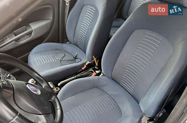 Хэтчбек Fiat Punto 2008 в 