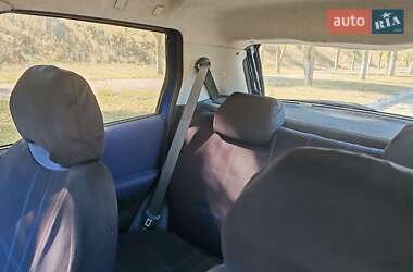 Хэтчбек Fiat Punto 2003 в 