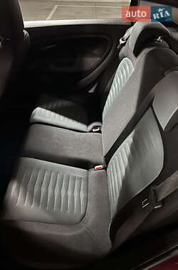 Хетчбек Fiat Punto 2009 в 