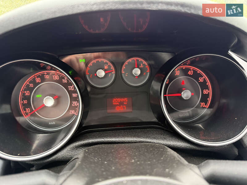 Хетчбек Fiat Punto 2010 в Тернополі