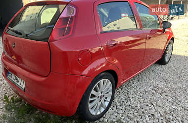 Хэтчбек Fiat Punto 2007 в 