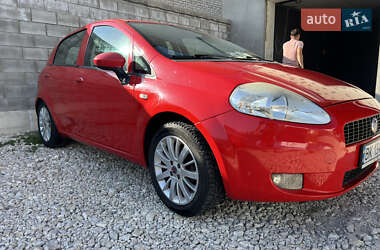 Хэтчбек Fiat Punto 2007 в 