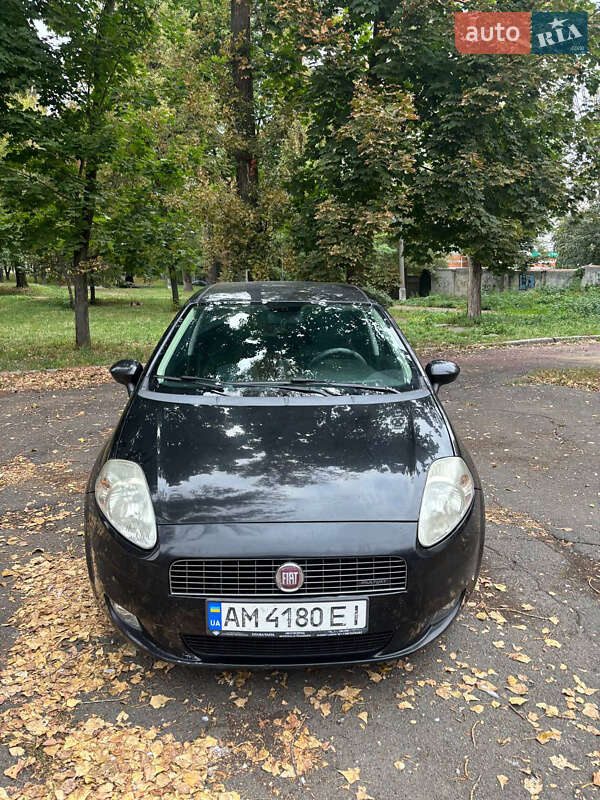 Хетчбек Fiat Punto 2008 в Києві