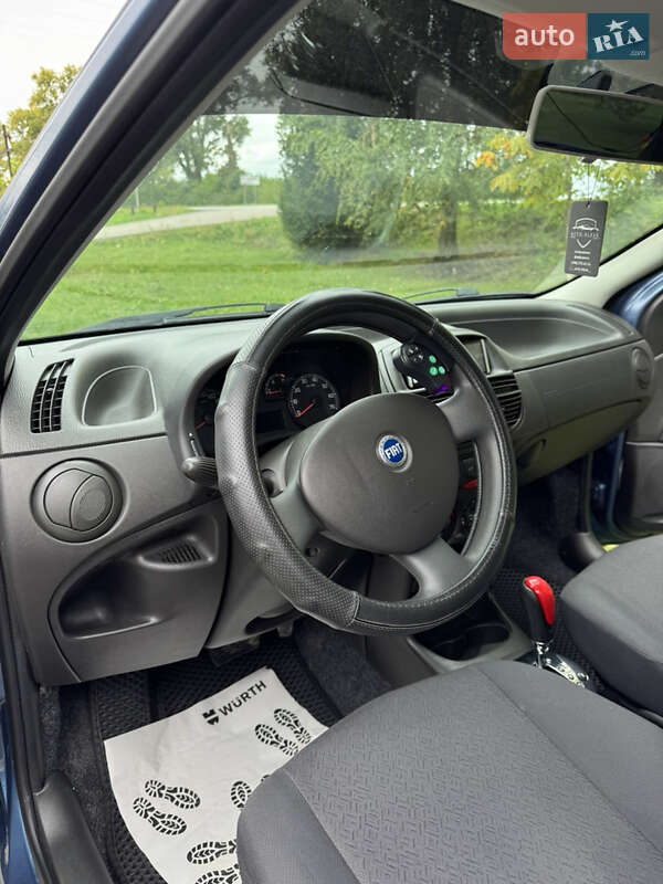 Хэтчбек Fiat Punto 2006 в Каменец-Подольском фото 2 Хэтчбек Fiat Punto 2006 в Каменец-Подольском