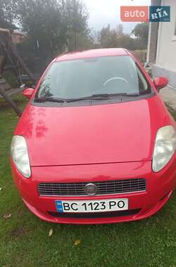 Хэтчбек Fiat Punto 2008 в 