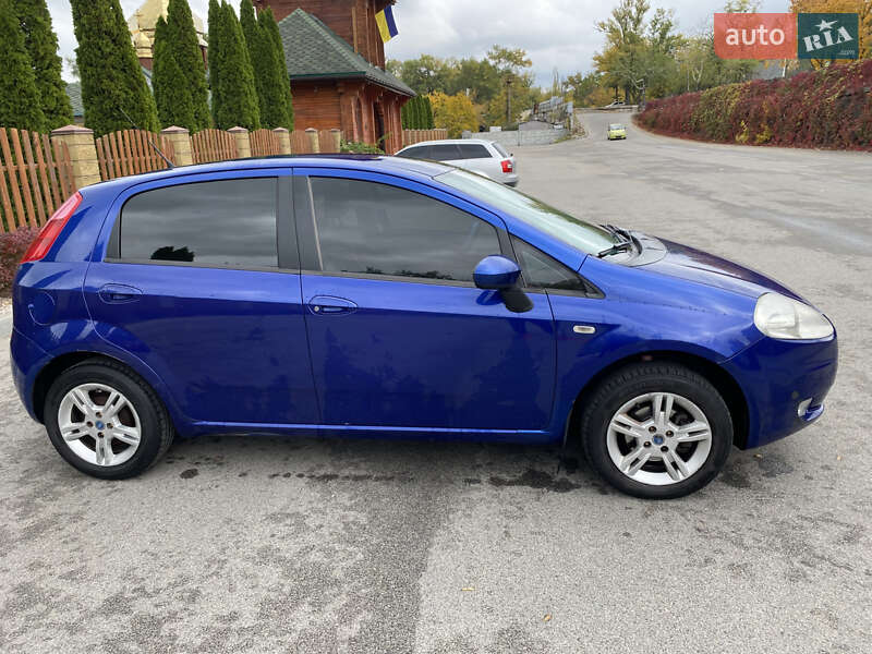 Хэтчбек Fiat Punto 2007 в Днепре