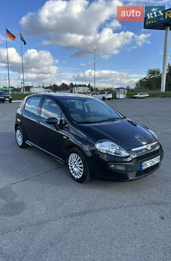 Хетчбек Fiat Punto 2010 в Львові