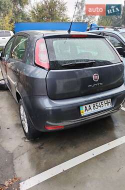 Хетчбек Fiat Punto 2012 в  фото 7 Хетчбек Fiat Punto 2012 в