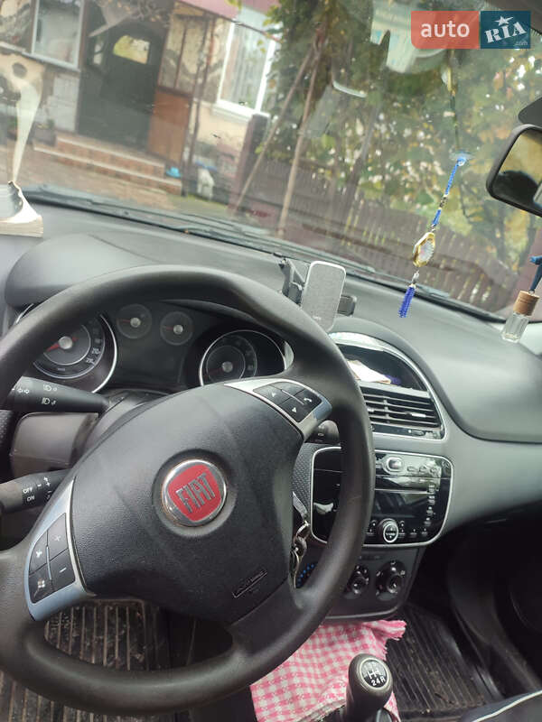 Хэтчбек Fiat Punto 2011 в Ходорове