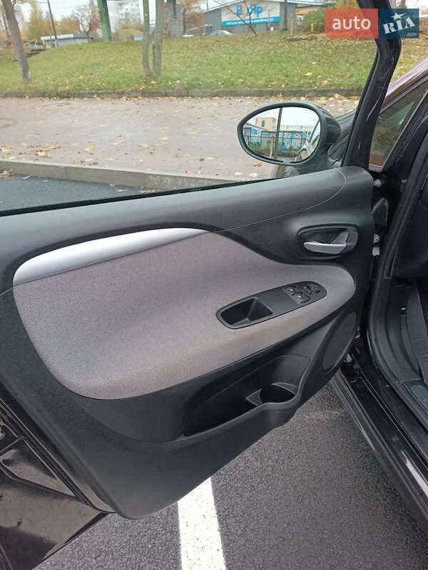 Хетчбек Fiat Punto 2011 в Житомирі фото 30 Хетчбек Fiat Punto 2011 в Житомирі