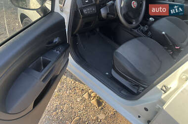 Хетчбек Fiat Punto 2012 в  фото 10 Хетчбек Fiat Punto 2012 в