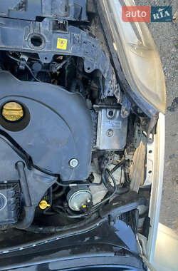 Хетчбек Fiat Punto 2012 в  фото 25 Хетчбек Fiat Punto 2012 в