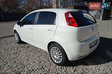 Хэтчбек Fiat Punto 2008 в 
