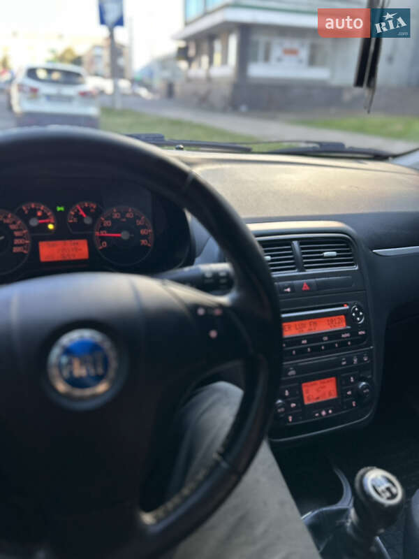 Хетчбек Fiat Punto 2007 в Хмельницькому
