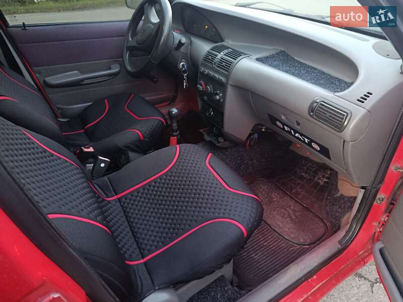 Хэтчбек Fiat Punto 1994 в Луцке