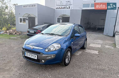Хэтчбек Fiat Punto 2011 в Черновцах