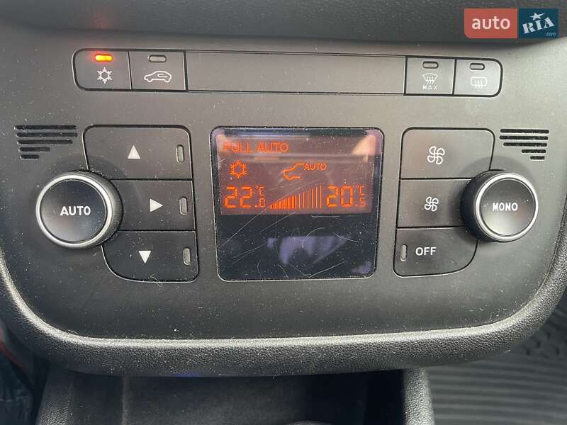 Хэтчбек Fiat Punto 2013 в Киеве фото 15 Хэтчбек Fiat Punto 2013 в Киеве