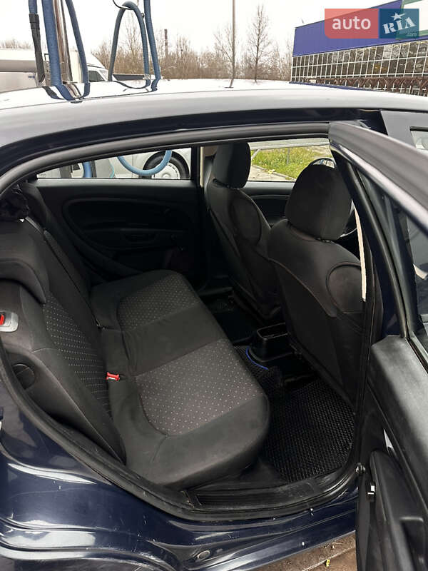Хэтчбек Fiat Punto 2008 в Сумах фото 6 Хэтчбек Fiat Punto 2008 в Сумах