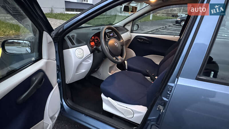 Хетчбек Fiat Punto 2004 в Харкові