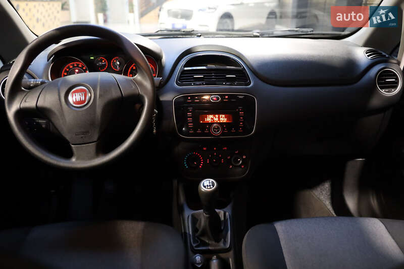 Хэтчбек Fiat Punto 2017 в Луцке