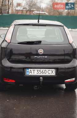 Хэтчбек Fiat Punto 2012 в Ивано-Франковске