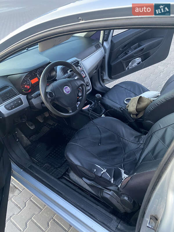 Хэтчбек Fiat Punto 2009 в Кагарлыке