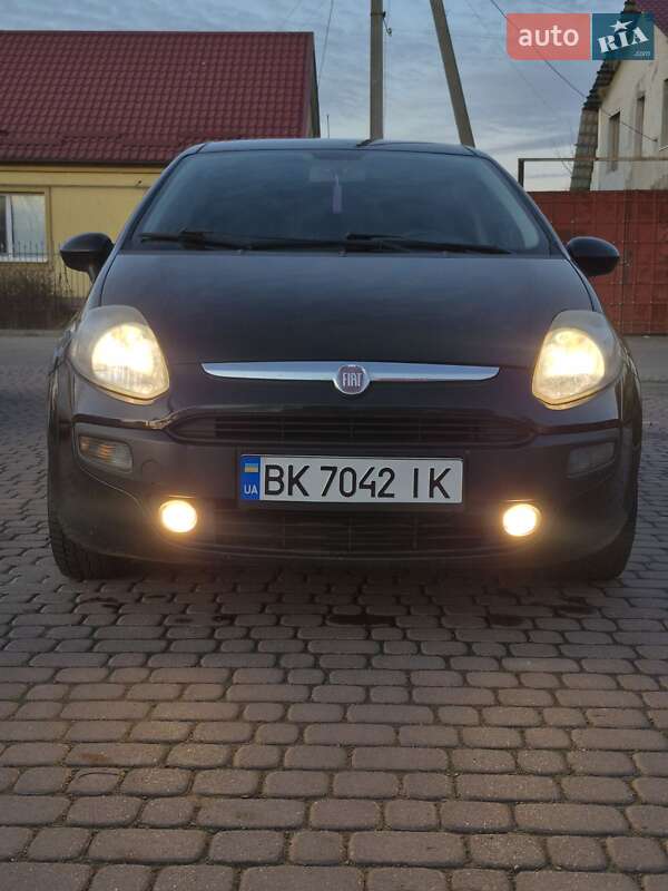 Хэтчбек Fiat Punto 2010 в Ровно фото 3 Хэтчбек Fiat Punto 2010 в Ровно