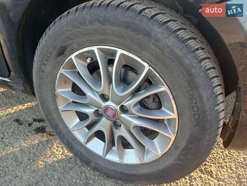 Хэтчбек Fiat Punto 2011 в Стрые