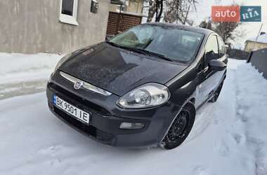 Хетчбек Fiat Punto 2011 в Ковелі