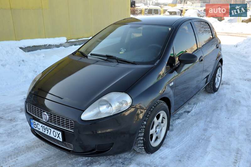 Хэтчбек Fiat Punto 2009 в Львове