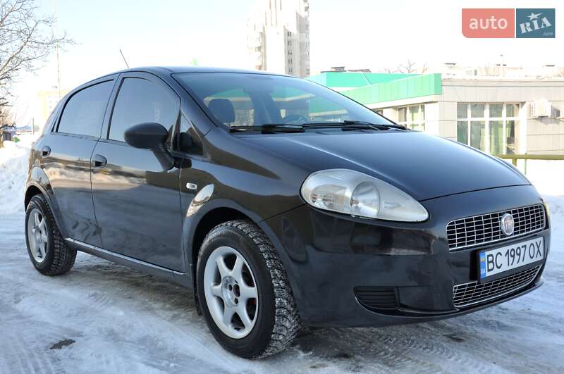 Хэтчбек Fiat Punto 2009 в Львове