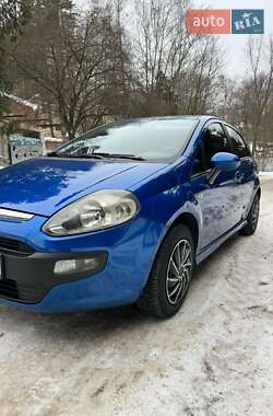 Хэтчбек Fiat Punto 2010 в Львове