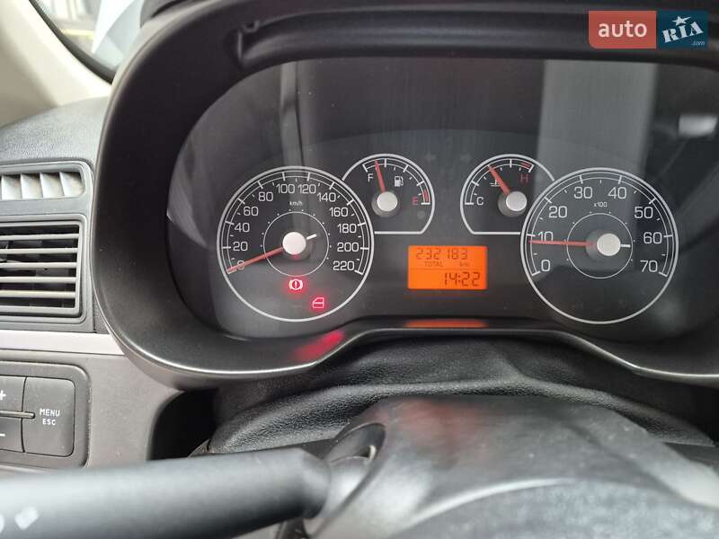 Хэтчбек Fiat Punto 2007 в Ивано-Франковске