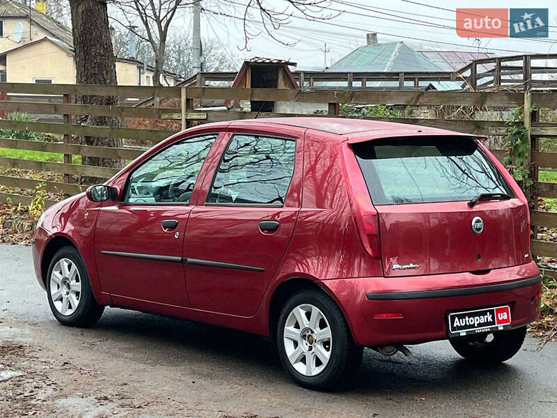 Хэтчбек Fiat Punto 2004 в Киеве фото 3 Хэтчбек Fiat Punto 2004 в Киеве