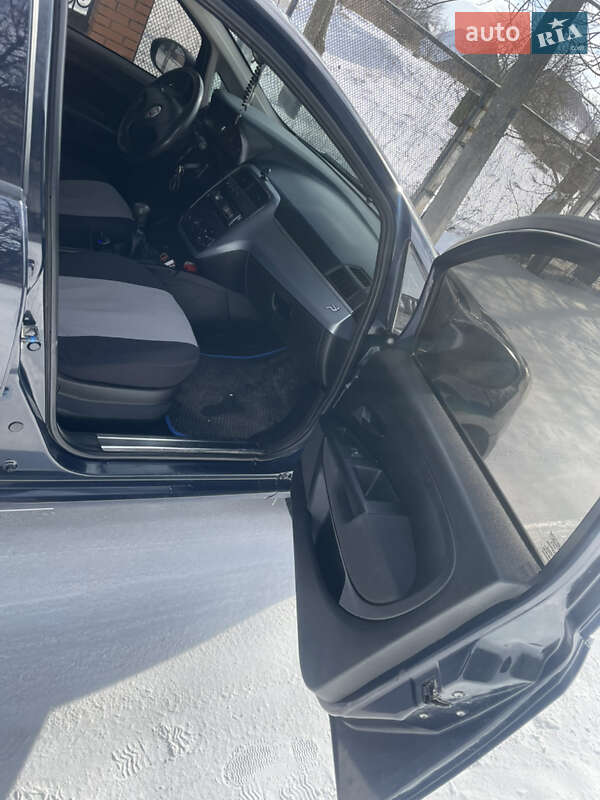 Хэтчбек Fiat Punto 2008 в Лебедине фото 8 Хэтчбек Fiat Punto 2008 в Лебедине