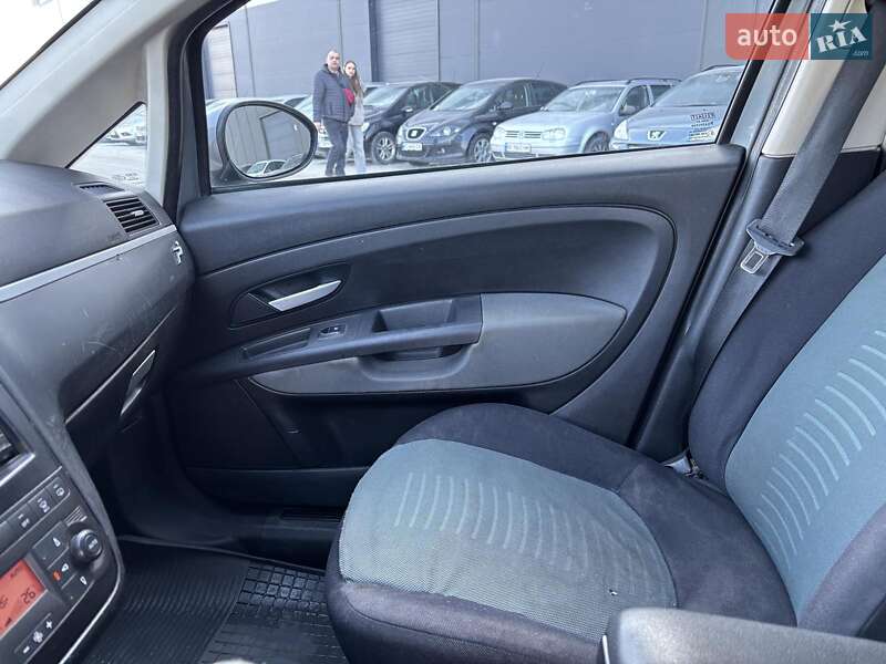 Хэтчбек Fiat Punto 2008 в Львове фото 21 Хэтчбек Fiat Punto 2008 в Львове