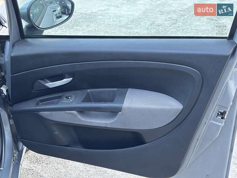 Хэтчбек Fiat Punto 2008 в Львове фото 28 Хэтчбек Fiat Punto 2008 в Львове