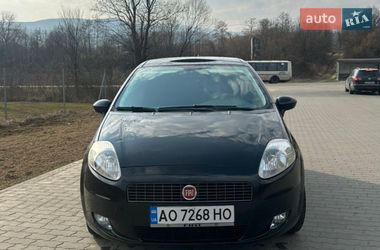 Хэтчбек Fiat Punto 2008 в Сваляве