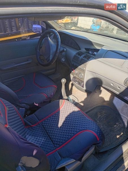 Хэтчбек Fiat Punto 1996 в Глобине