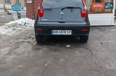 Хетчбек Fiat Punto 2004 в Києві
