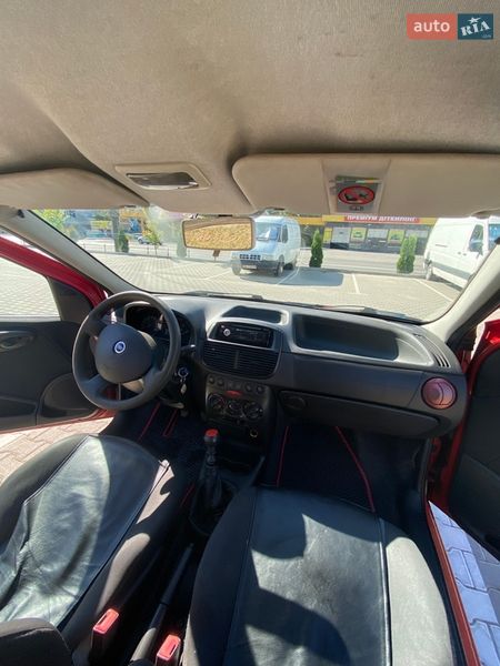 Хетчбек Fiat Punto 2005 в Тернополі