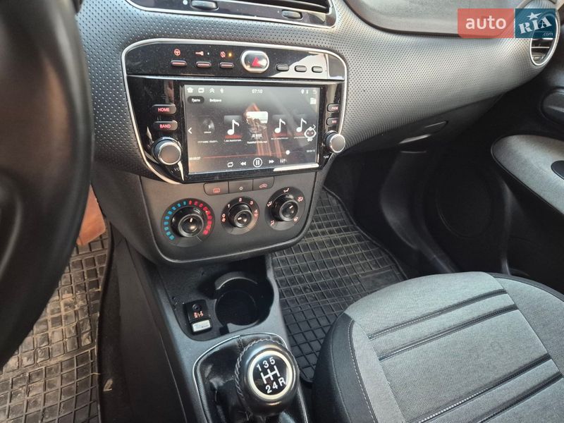 Хетчбек Fiat Punto 2011 в Ковелі