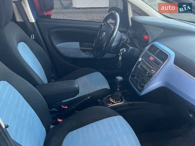 Хэтчбек Fiat Punto 2006 в Хмельницком