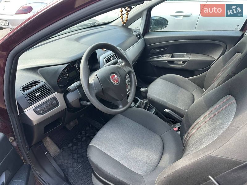 Хэтчбек Fiat Punto 2012 в Киеве фото 4 Хэтчбек Fiat Punto 2012 в Киеве