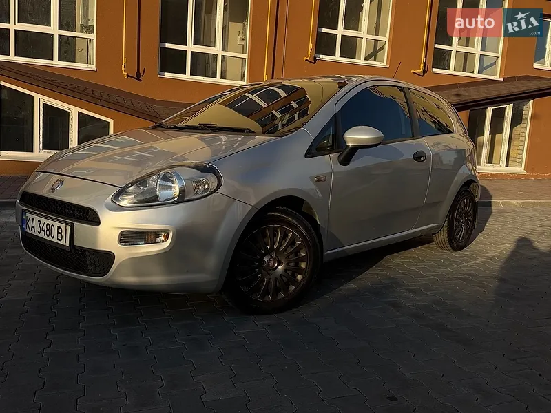 Fiat Punto 2012 VIN ZFA19900001879784 фото оголошення 18 з 43
