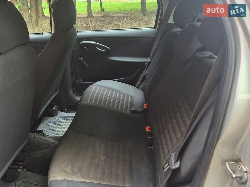Хэтчбек Fiat Punto 2009 в Львове